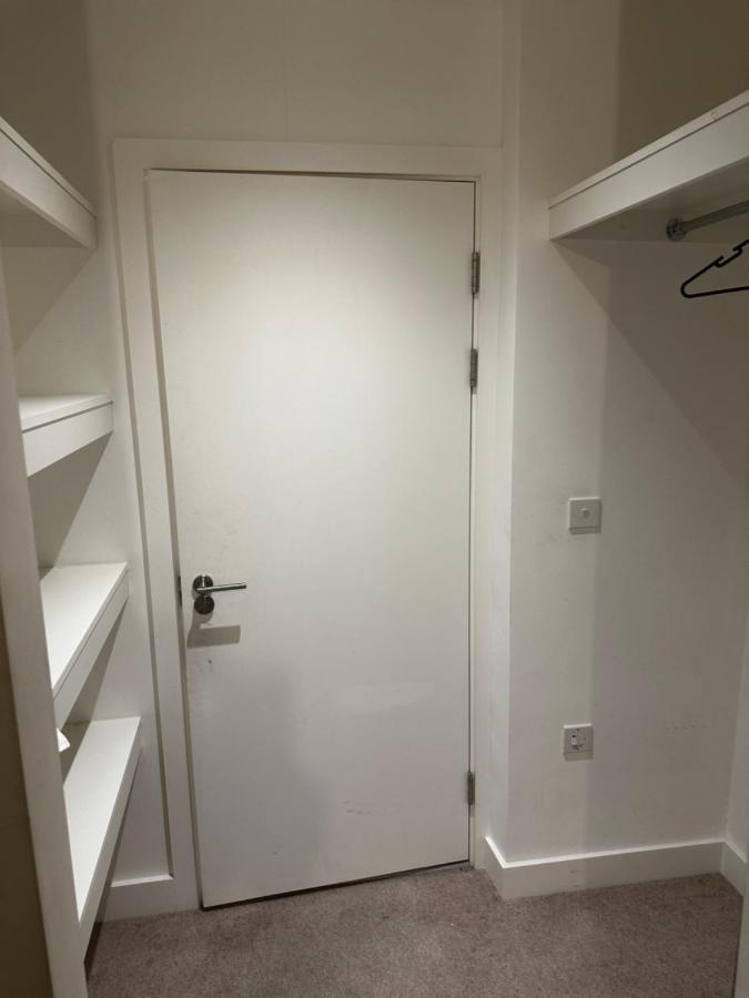 Luxury 2 Bedrooms Apartment Barking  Exteriör bild